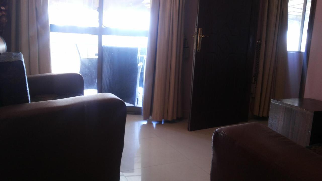 Palema Crown Hotel グル エクステリア 写真